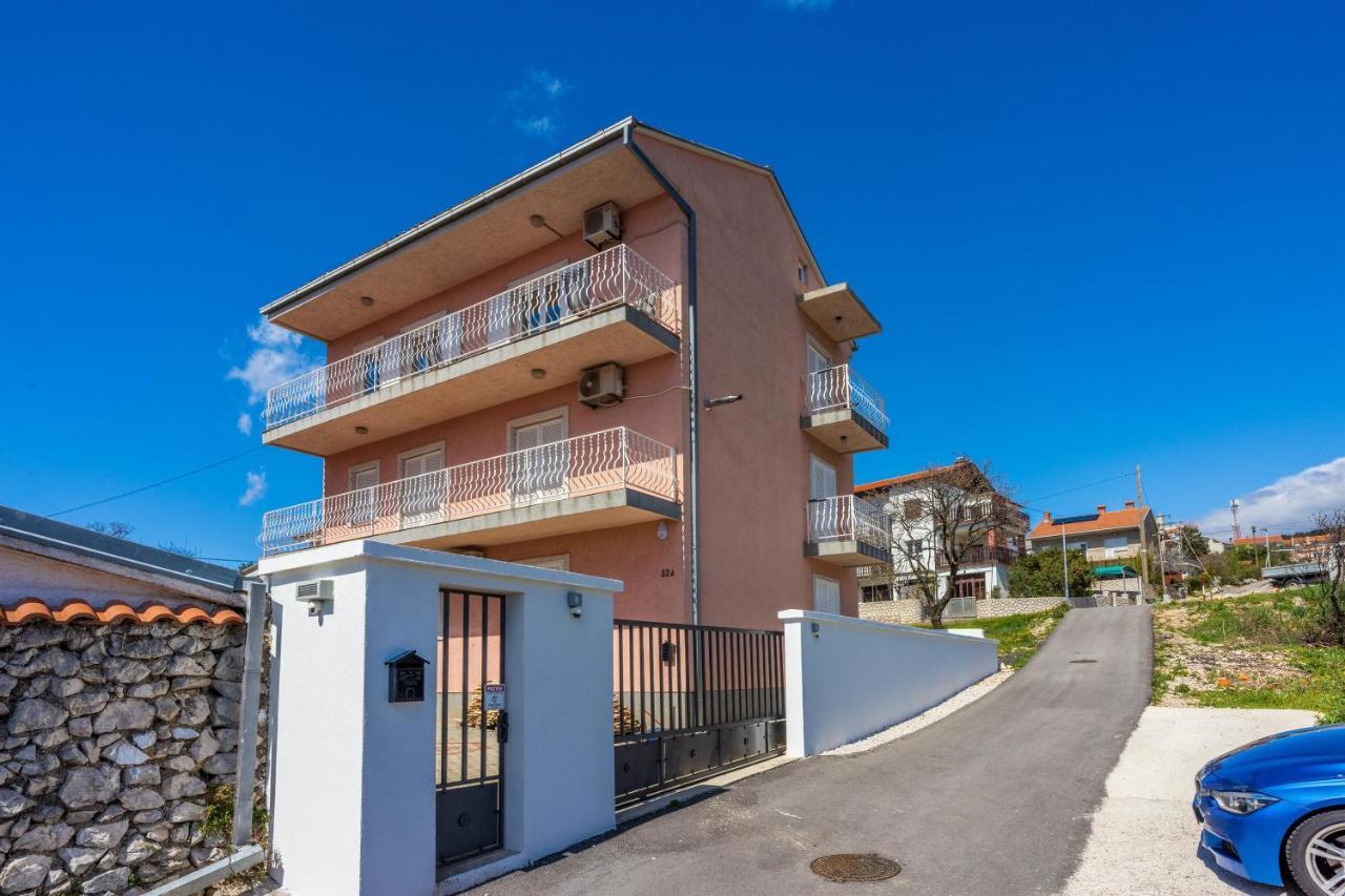 Trossana Apartment *